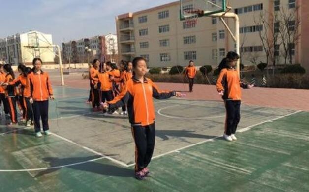 哪个学校找法学在职博士