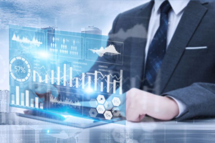 泣字开头的成语接龙怎么破局？